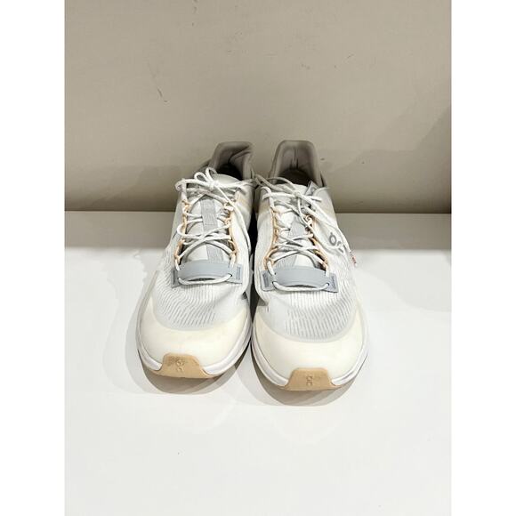 On Cloudnova Low Top Running Sneakers With Maroon Soles White Men's Size 12 M - Picture 3 of 7
